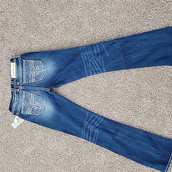 NWT rock revival jeans - Picture 4 of 6
